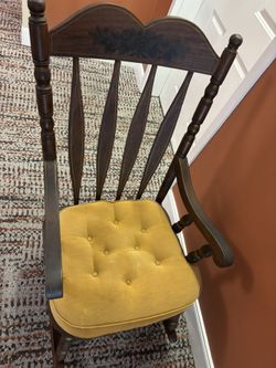 Vintage Rocking Chair. Delivery Available