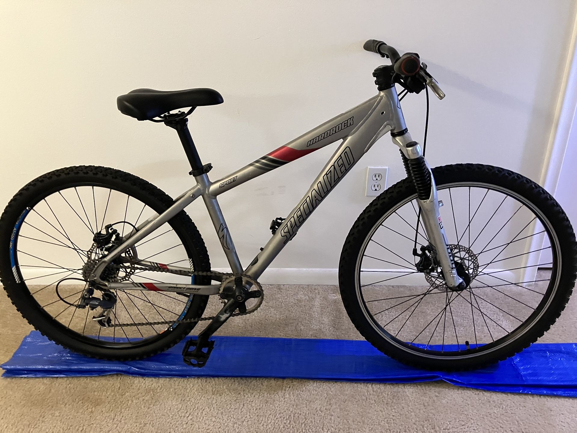 Specialized hard rock hard tail mountain bike