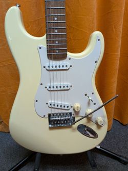 Fender Squier Bullet