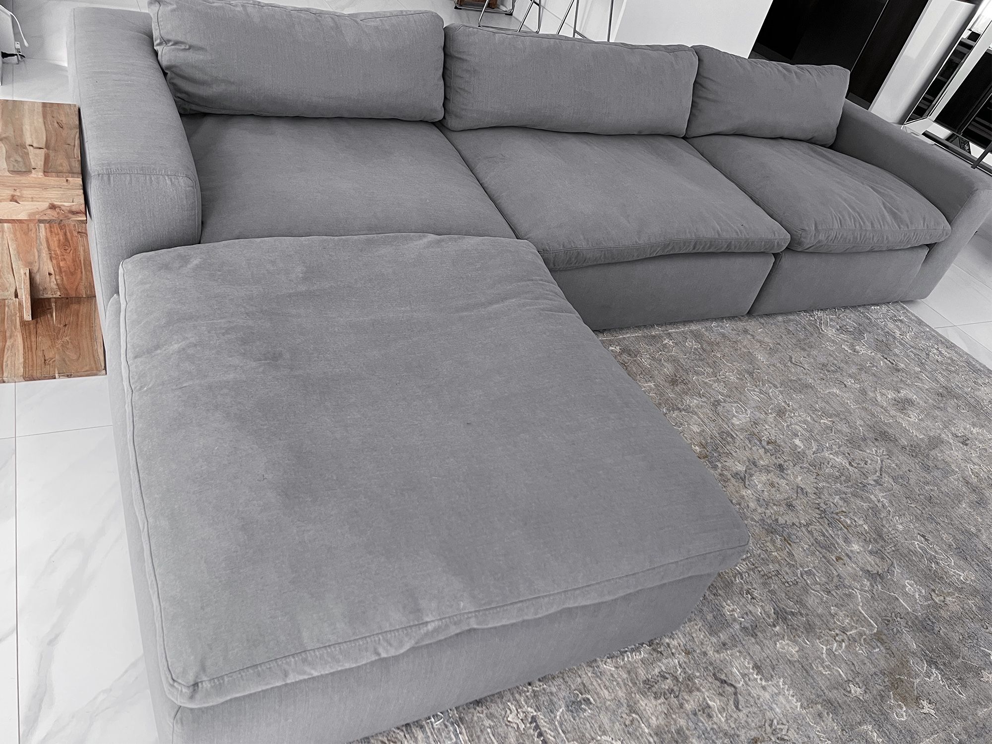 MODANI Sectional Sofa