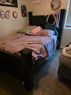 Queen bed frame and platform foldable base