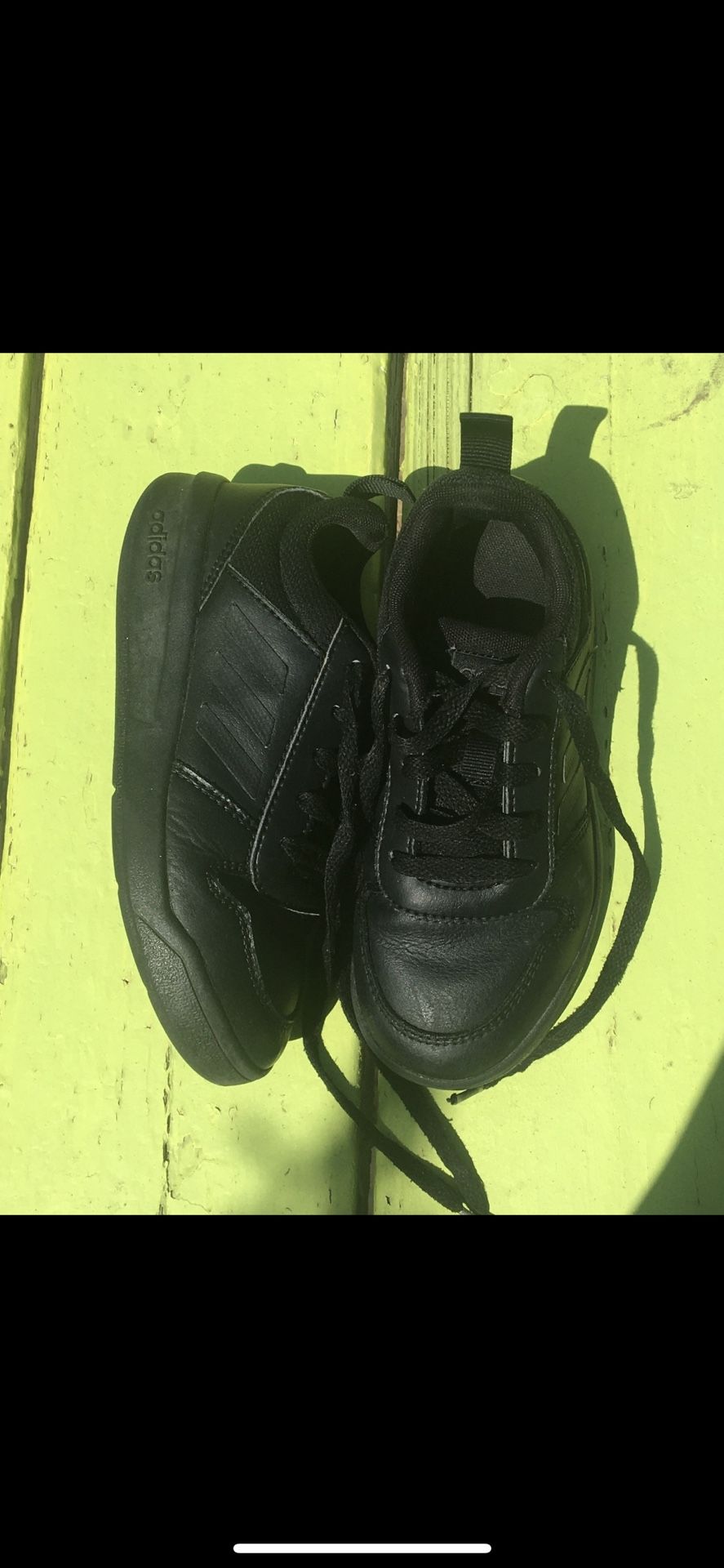 KIDS ADIDAS 11C & 12C 