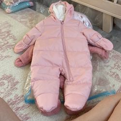 New Snkw suite Baby girl 