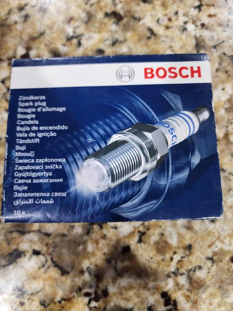 Bosch Automotive 7424-10PK Double Platinum Spark Plug -