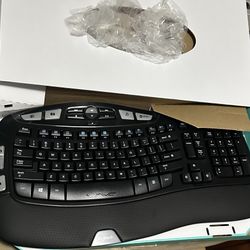 Logitech Keyboard 