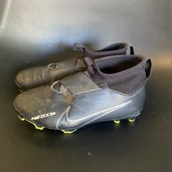 Kids Academy Nike Soccer Cleats
