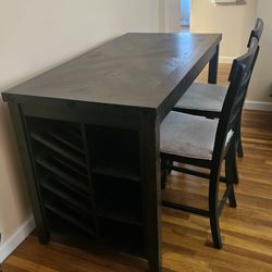 Kitchen table with built-in shelf and 2 chairs
