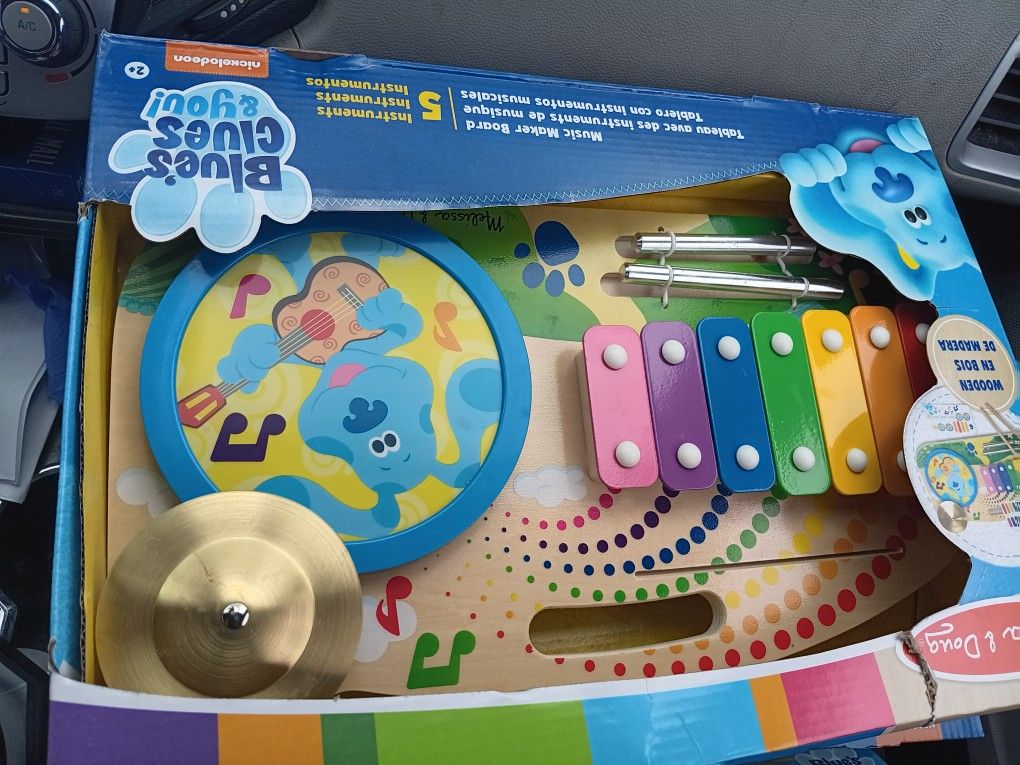 BRAND NEW Blue's Clues Wooden Music Maker Board
