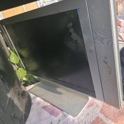Philips Magnavox 37 " LCD TV 