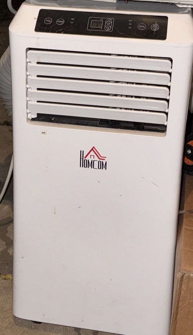 ❄️ Stay Cool Anywhere – HomCom Portable AC – $150 OBO ❄️