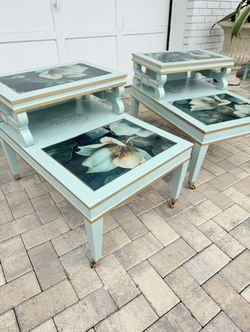 Beautiful Set Of End Tables/ Night Stands