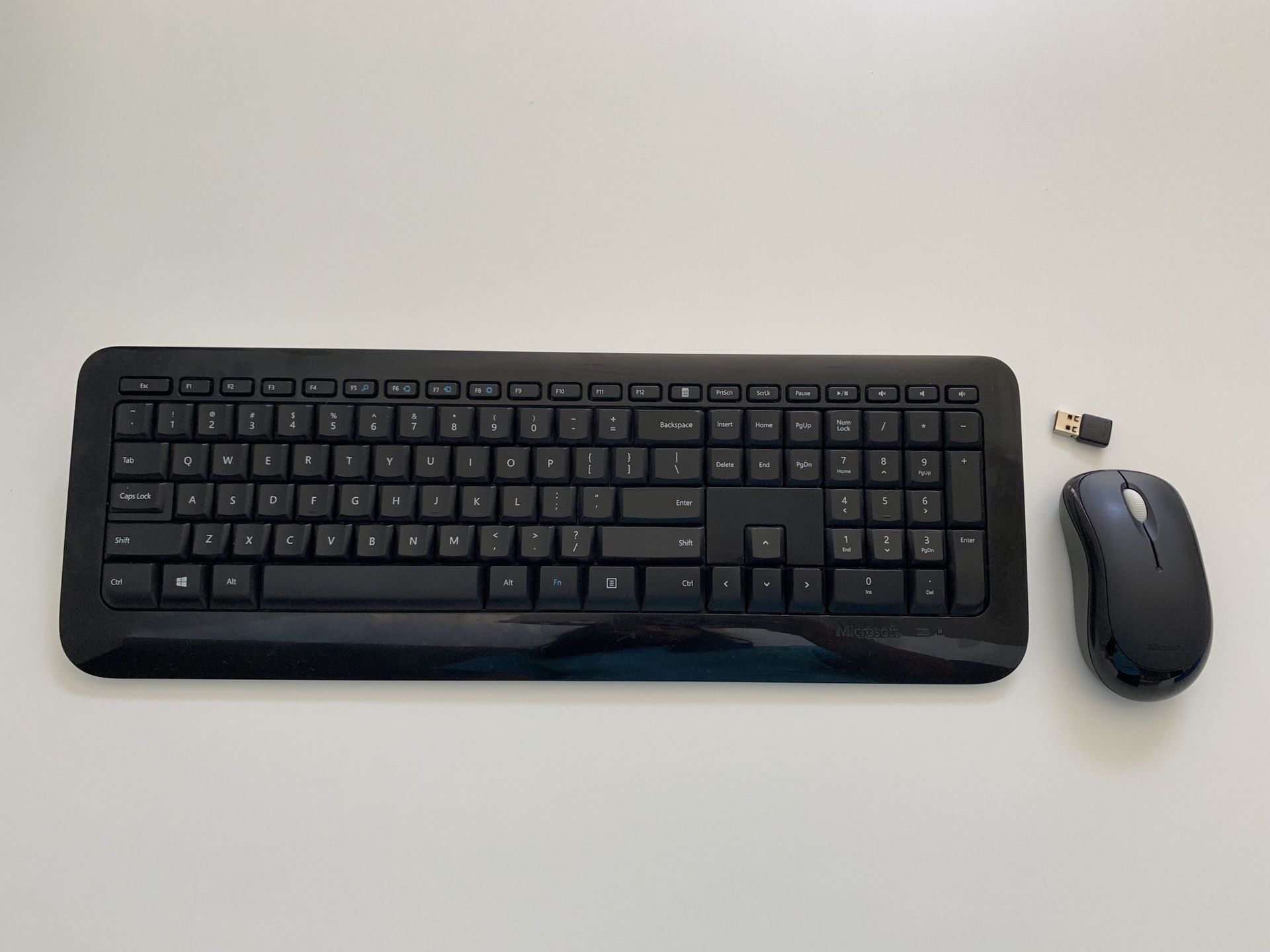 Wireless keyboard & mouse (Microsoft Wireless 850)