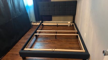 Queen Size Platform Bed
