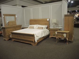 Aspen Home Chateau Phillipe King Sleigh Bed - Light Natural Oak | Headboard