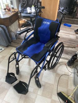 Journey Foldable Light High End Wheelchair 