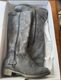 Women’s boots