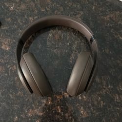 Beats Pro 