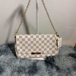 White Purse