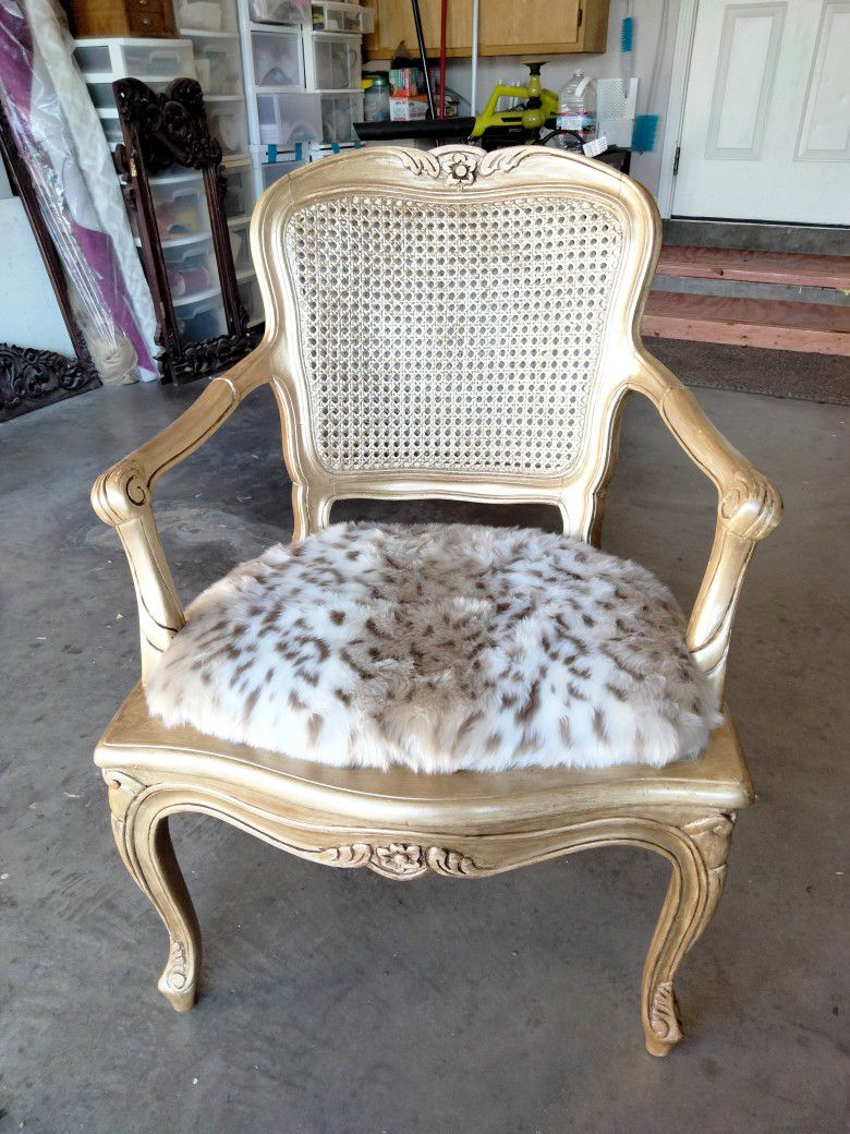 Adorable!!! Vintage, Sturdy, All New Material Makeover Chair. 