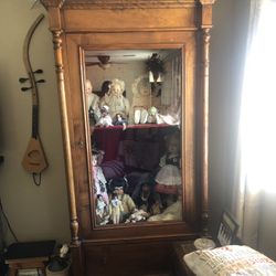 Solid  Wood Antique Armoire Hutch With Drawer