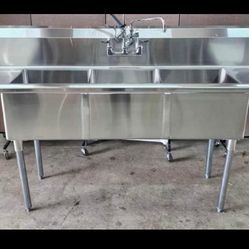 Commercial Kitchen sink 