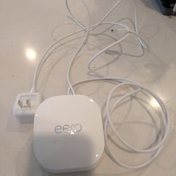 Eero 6 Base Statuon