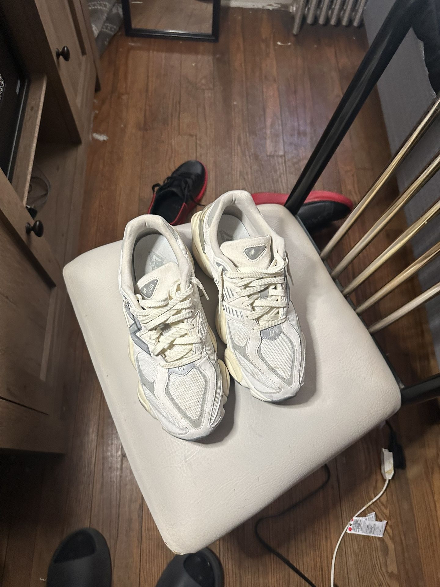 New Balance 9060 Trainers