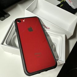 iPhone 8 (64GB)
