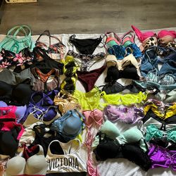 Large Woman’s Tops Bras Bathing suits Sports Bra