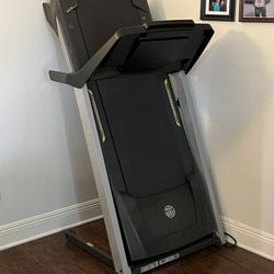 Treadmill (USED 1 ) 