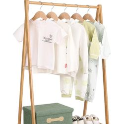 Kids Clothing Racks 
