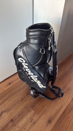 Cleveland golf bag