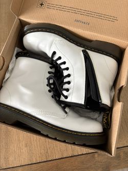Dr. Martens