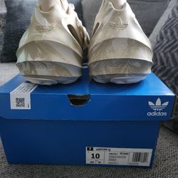 ***Adidas AdiFOM Q SIZE 10***