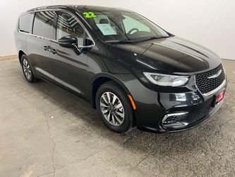 2022 Chrysler Pacifica Hybrid