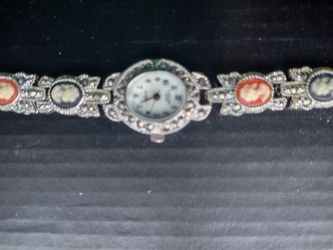  Ladies Watch 