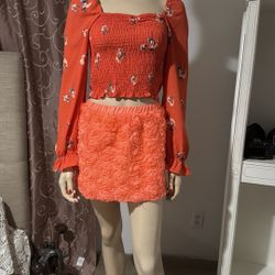 Textured (roses) mini skirt. Perfect for a chic look Cherokee .