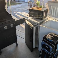 Freezer, Refrigerator, Microwave, Grill & Bowling Bag.