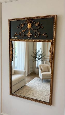 Stunning Ornate Gold Wall Mirror – Vintage Trumeau Style with Decorative Urn Panel