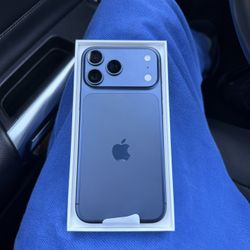 Unlocked iPhone 17 Pro Max 512gb