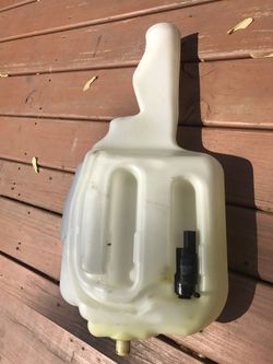 Mercedes sprinter windshield washer reservoir A9064900239