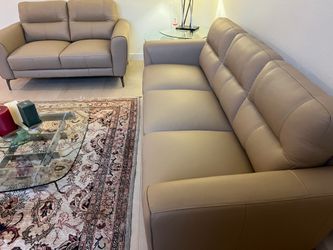 New top grain genuine leather couch and love seat set / free delivery