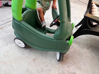 Dino kids car