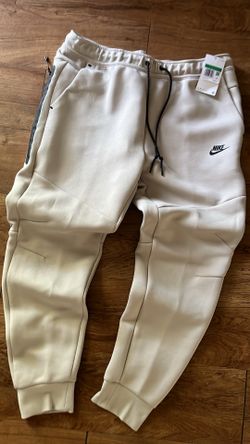 Nike Tech SweatPants Size XL