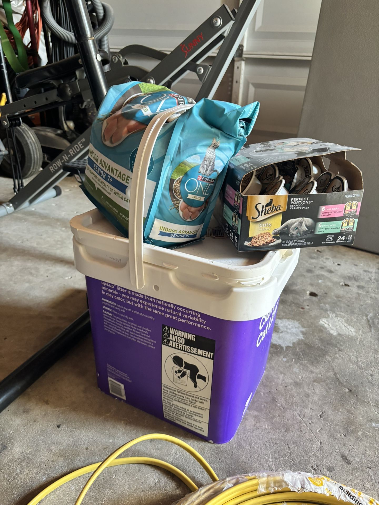Free Cat Food & Litter 