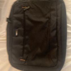  Compact , Well Designed Computer Bag 1 Black 