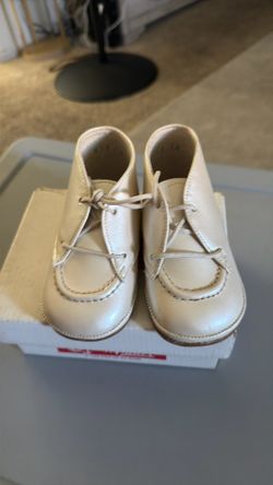 Toddlers dress shoes