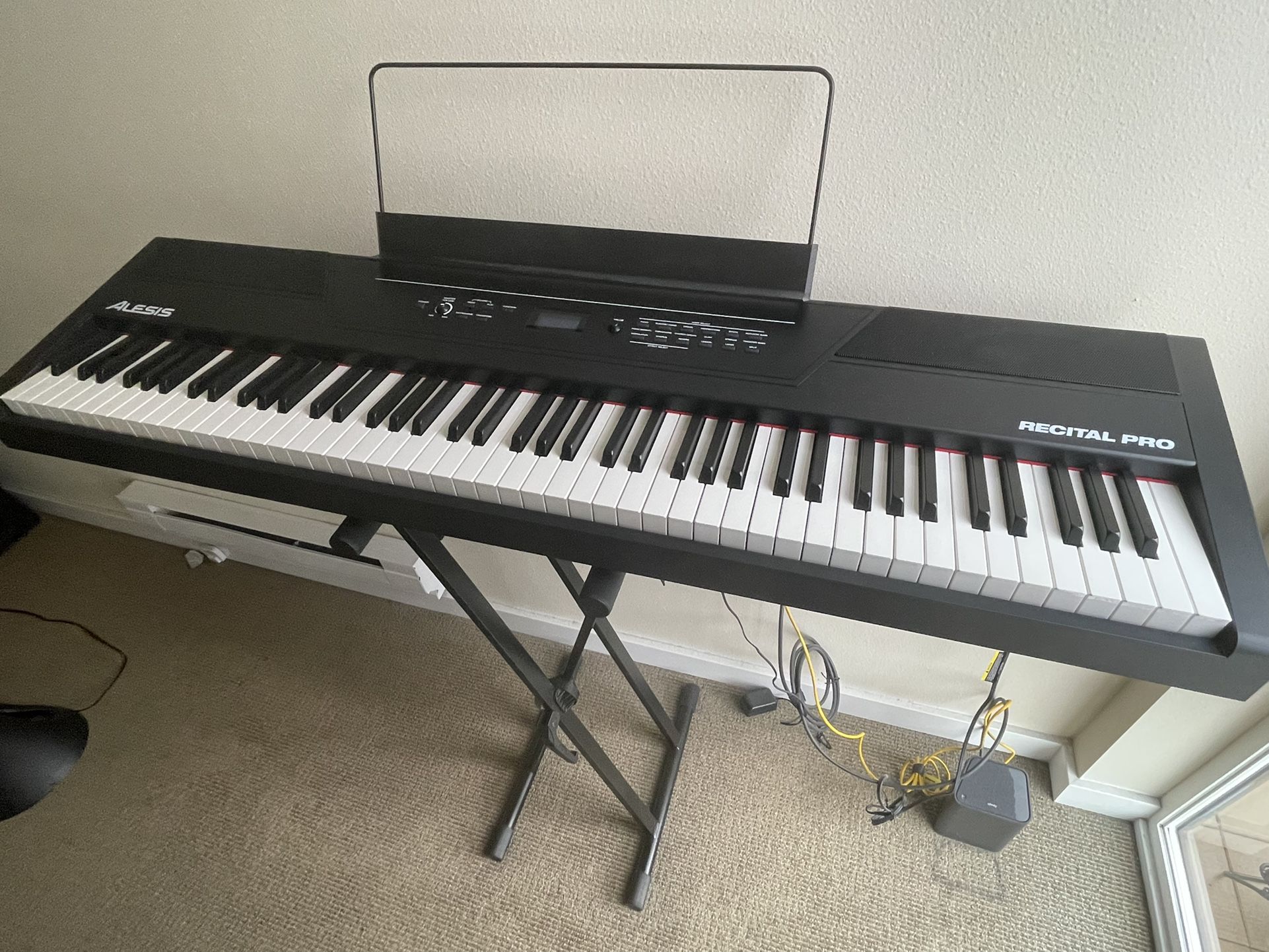 Alesis Recital Pro Keyboard With Heavy Duty Adjustable Stand