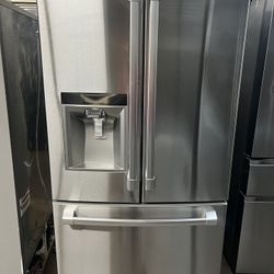 KENMORE COUNTER DEPTH FRENCH STYLE STAINLESS STEEL REFRIGERATOR 
