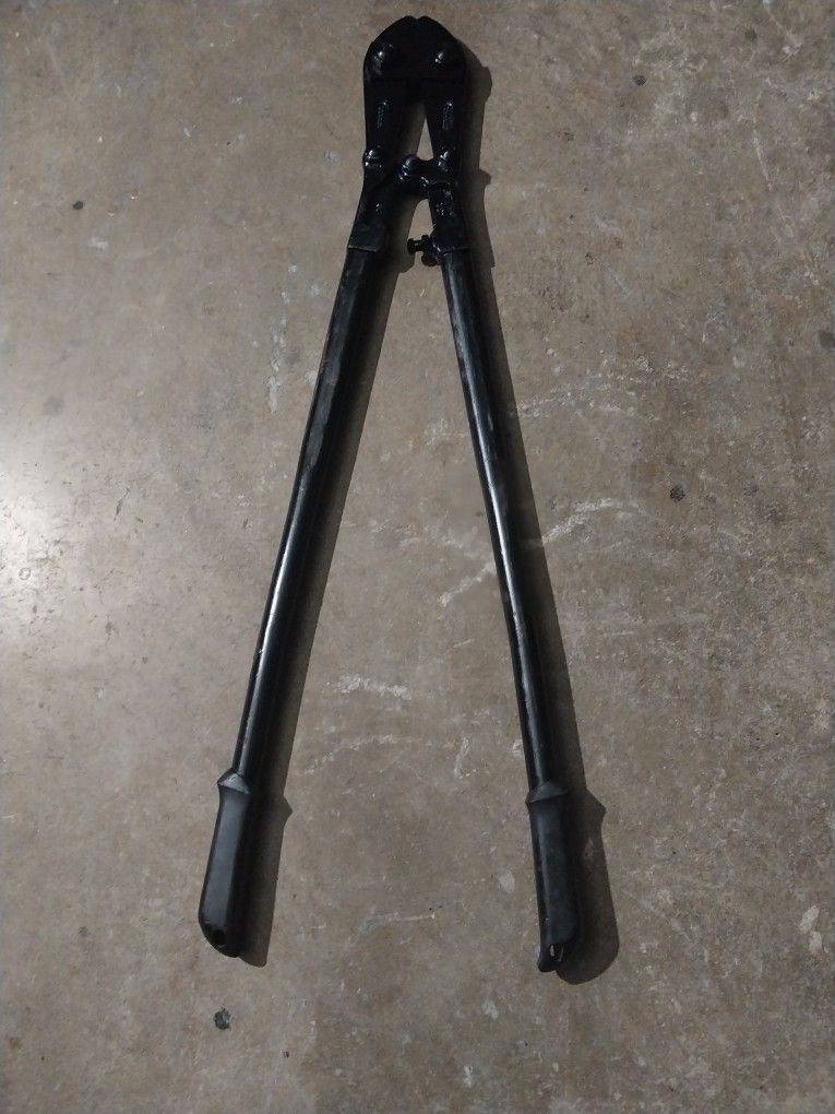 USA Kating Bolt Like New Never Bine Used ( Condition Good )